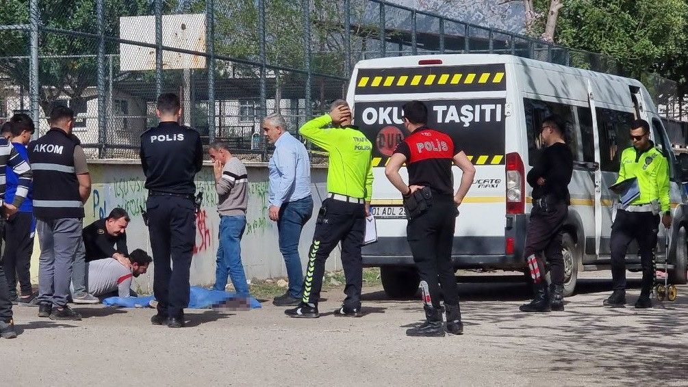 Adana'da kahreden şaka! Arkadaşı itekledi, 11 yaşındaki Gazel servisin altında can verdi 5