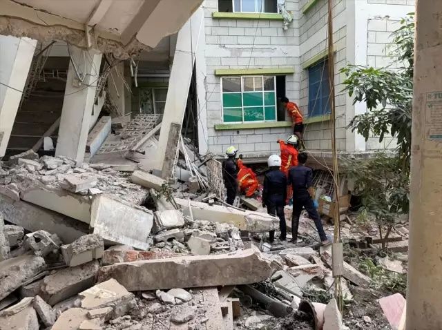 Myanmar'daki depremlerde bilanço ağırlaşıyor: Binden fazla ölü ve yaralı var! 5