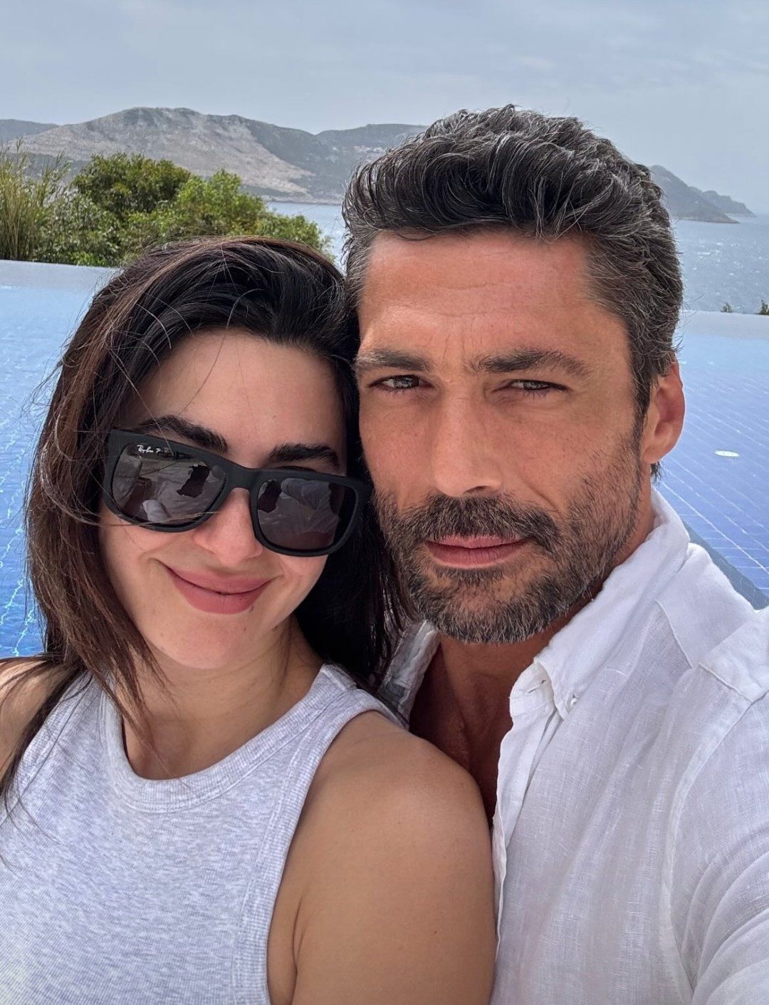 Çiçeği burnunda aşıklar Nesrin Cavadzade ve Pamir Pekin’den yeni aşk pozu! 5