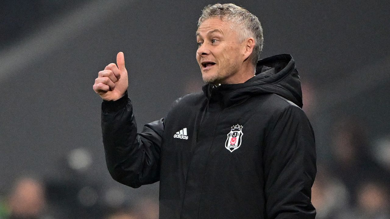 Beşiktaş'ın derbideki ilk 11'i belli oldu! Nefeslerin tutulduğu mücadelede Solskjaer sürprize izin vermeyecek 2