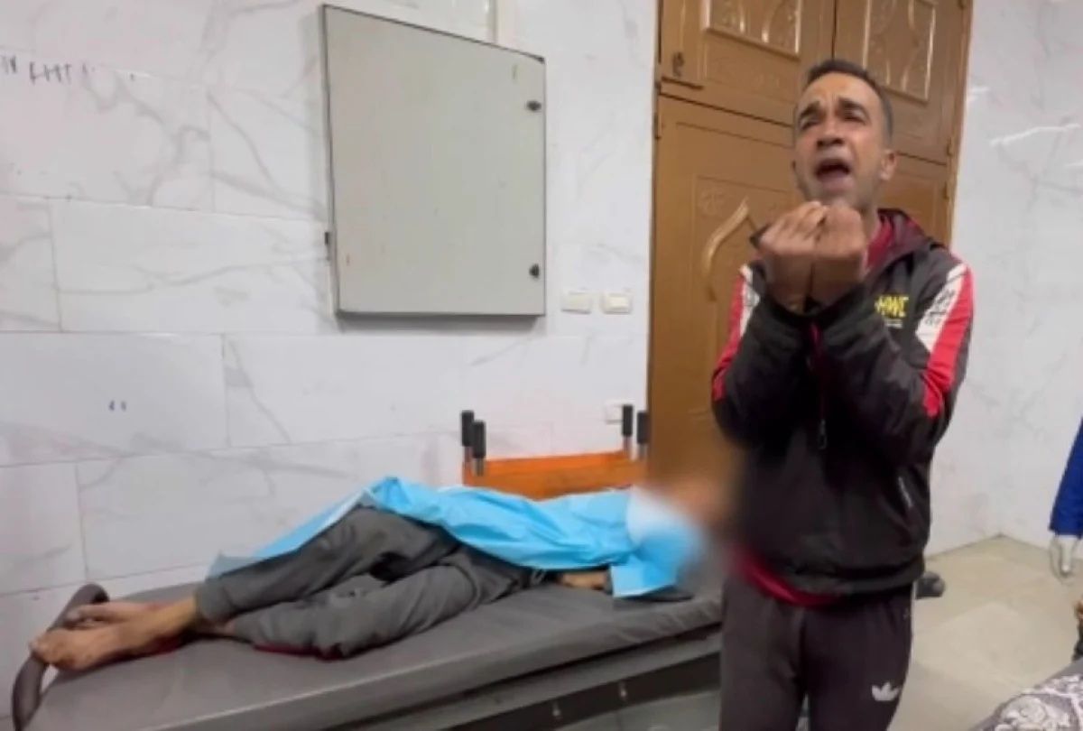 İsrail bayram dinlemedi... Gazze’de Han Yunus çadırları kanla doldu! 2
