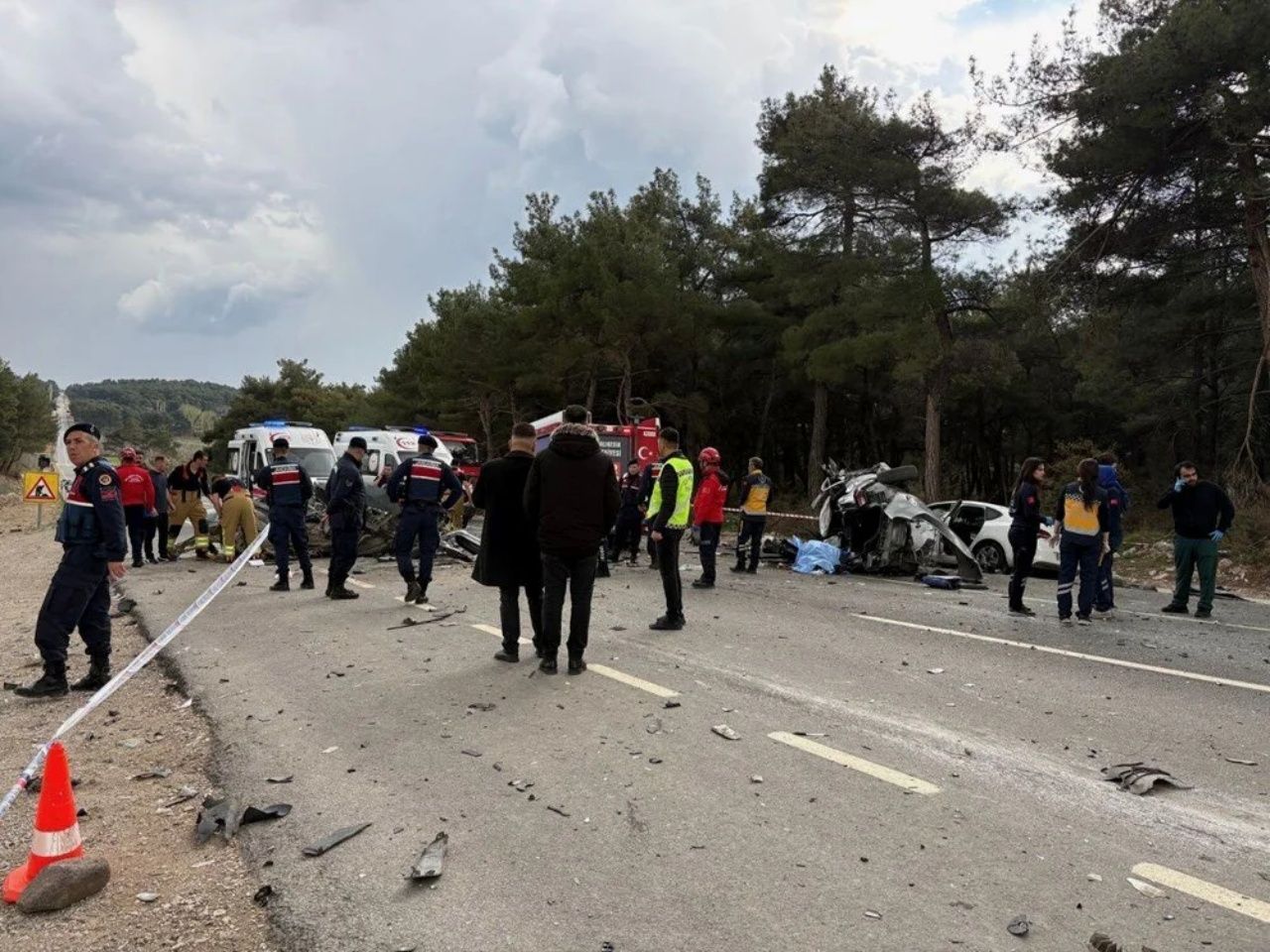 Acı bilançoyu Bakan açıkladı! Bayram tatilinin ilk 3 gününde 27 can kaybı 4