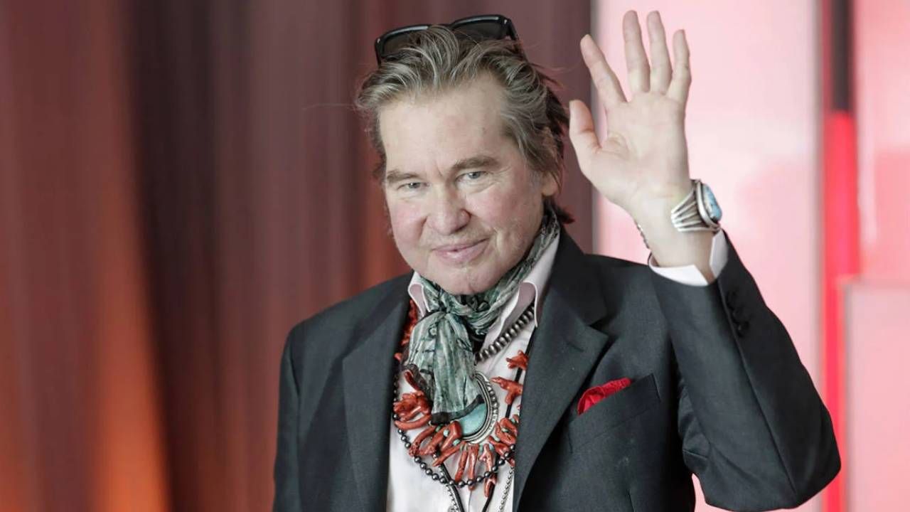 Val Kilmer'ın ardından... Zatürreden ölen Hollywood efsanesi 11