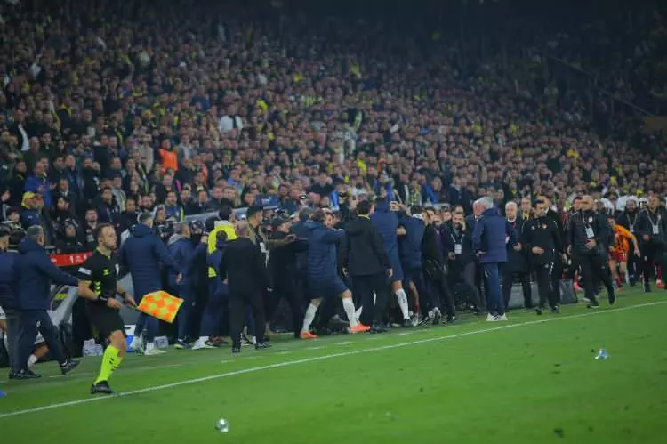 Kadıköy'de geceye damga vuran anlar: İşte kare kare yaşananlar 3