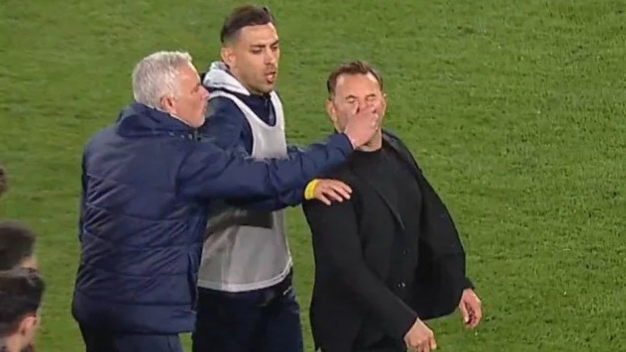 Fenerbahçe - Galatasaray derbisinin cezaları belli oldu! İşte Jose Mourinho'nun olmayacağı maçlar 4
