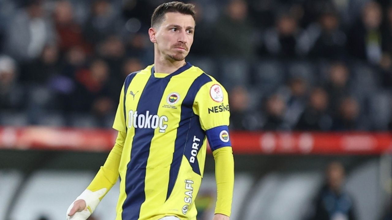Fenerbahçe - Galatasaray derbisinin cezaları belli oldu! İşte Jose Mourinho'nun olmayacağı maçlar 3