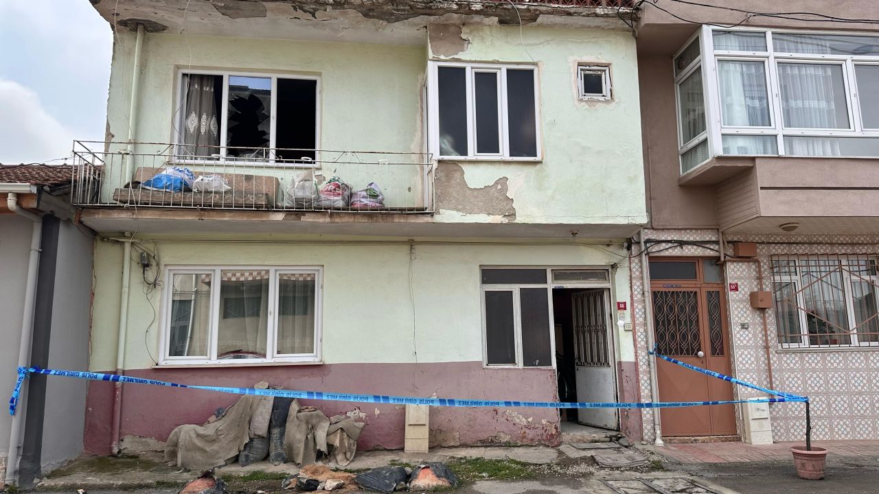 Bursa Yenişehir'deki yangın trajedisi; ekmek almaya giden annenin hatası 2 bebeğinin ölümüne neden olmuş 5