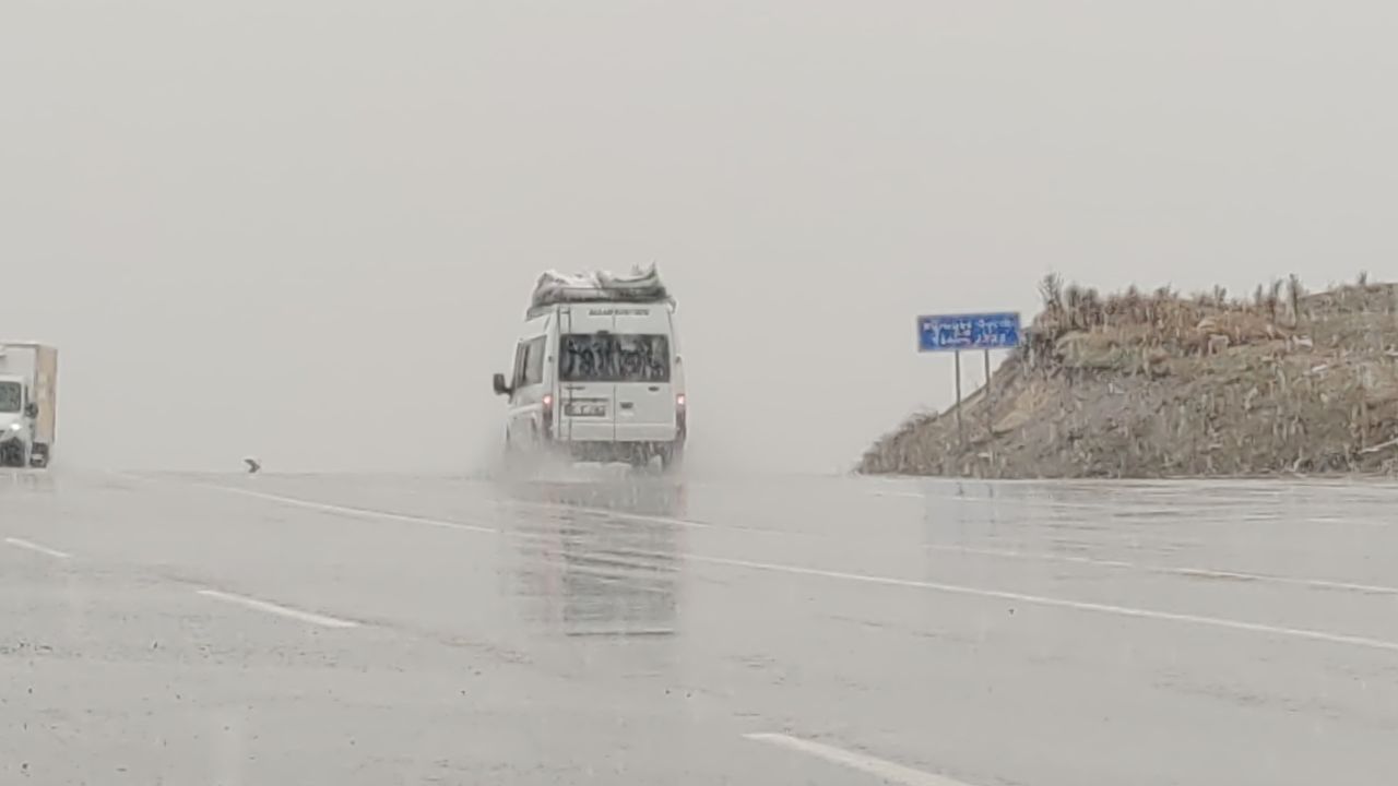 Nisan'da kar sürprizi; Türkiye'ye yeni bir soğuk hava dalgası geliyor 2