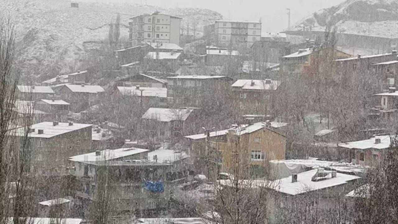 Nisan'da kar sürprizi; Türkiye'ye yeni bir soğuk hava dalgası geliyor 7