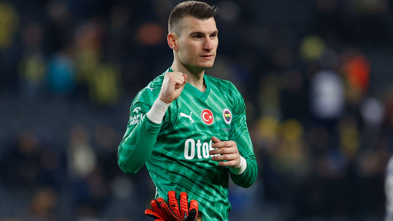 Fenerbahçe'nin Trabzonspor maçı ilk 11'i belli oldu! Jose Mourinho'dan sürpriz karar 3
