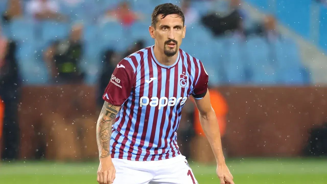 Trabzonspor'un Fenerbahçe maçı ilk 11'i belli oldu! Fatih Tekke rakibini yıkacak planı belirledi 5