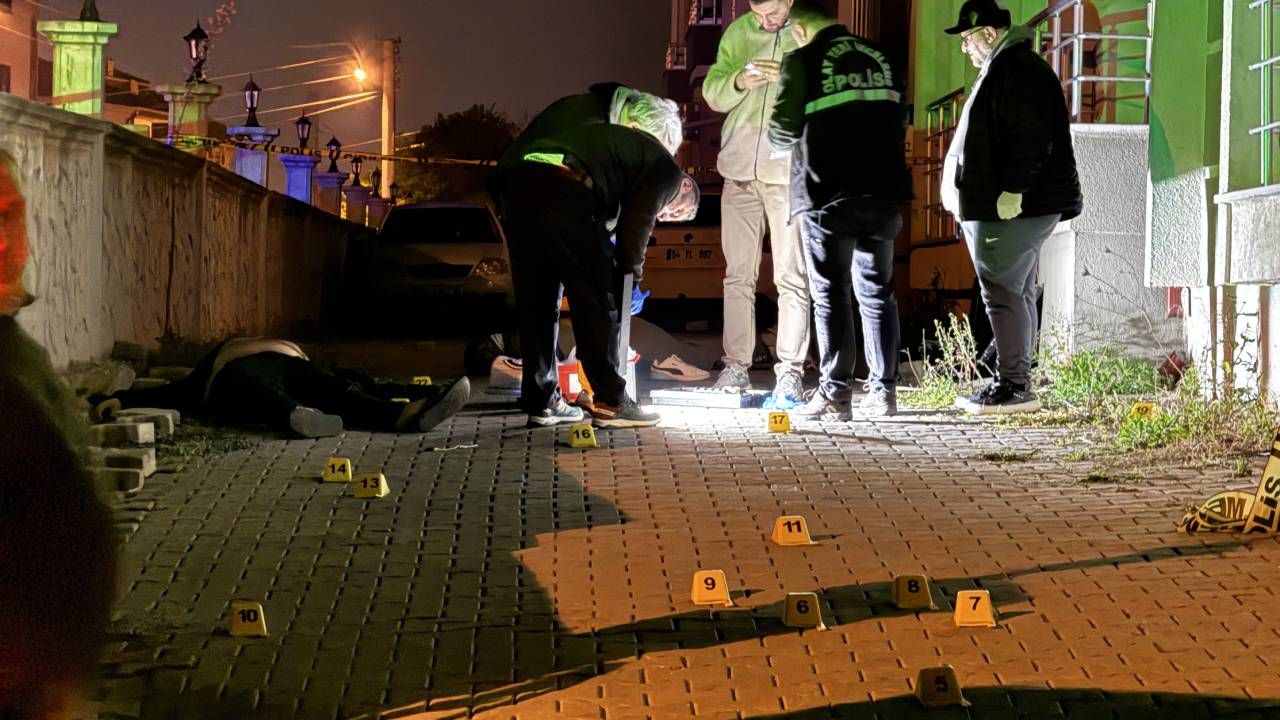Sakarya’da Özyurt ve Yıldız aileleri arasında silahlı çatışma: 5 ölü, 8 yaralı 8
