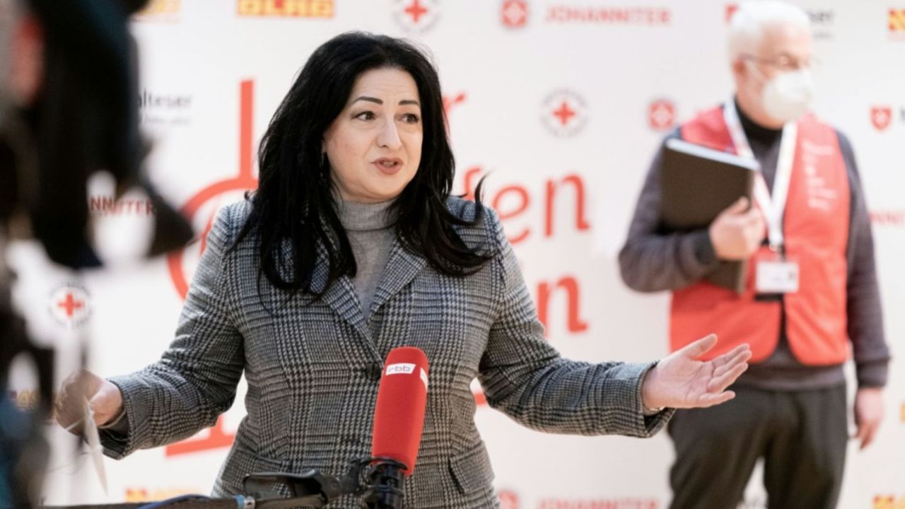 Berlin'de eski Türk Bakan Dilek Kalaycı'ya hapis cezası: Maaşına el koyacaklar! Düğün masrafı rüşvet sayıldı... 3