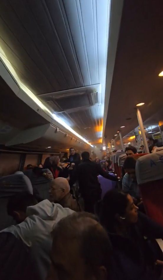 İstanbul-Bursa BUDA seferinde yangın! Yaşanan panik anlarının yeni görüntüleri ortaya çıktı 5