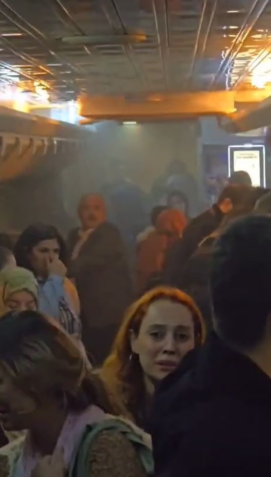 İstanbul-Bursa BUDA seferinde yangın! Yaşanan panik anlarının yeni görüntüleri ortaya çıktı 7