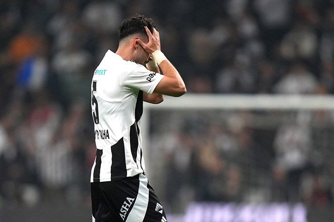 Nihat Kahveci, Beşiktaş'ın yıldızına faturayı kesti: Sen topu unutmuşsun 4