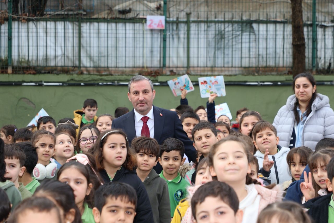 Sultanbeyli'de 1 yılda hizmet rüzgarı esti 3