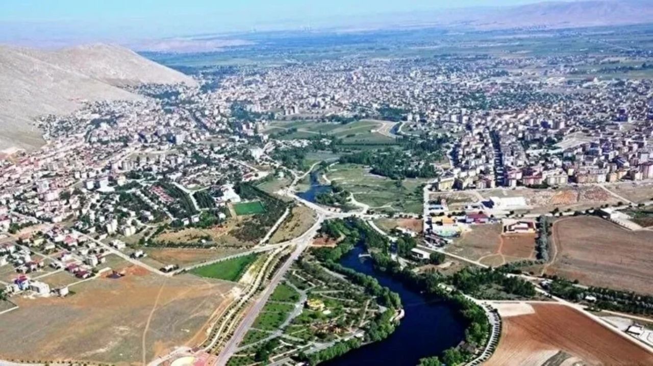 Türkiye’nin il haritası yeniden şekilleniyor! İşte il olmaya yakın ilçeler 5