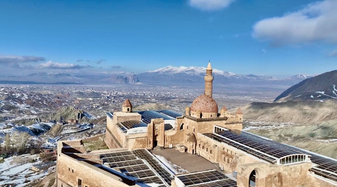İshak Paşa Sarayı bayramda doldu taştı: 17 binden fazla ziyaretçi 3