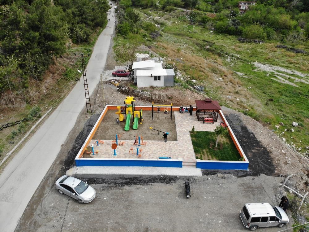 İskenderun’da 77 yaşındaki Emine Nine’nin park hayali gerçek oldu 7