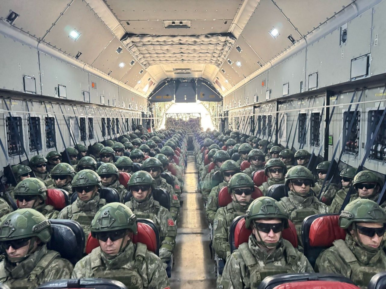 Kosova görevini başarıyla tamamlayan Türk komandoları yurda döndü 2