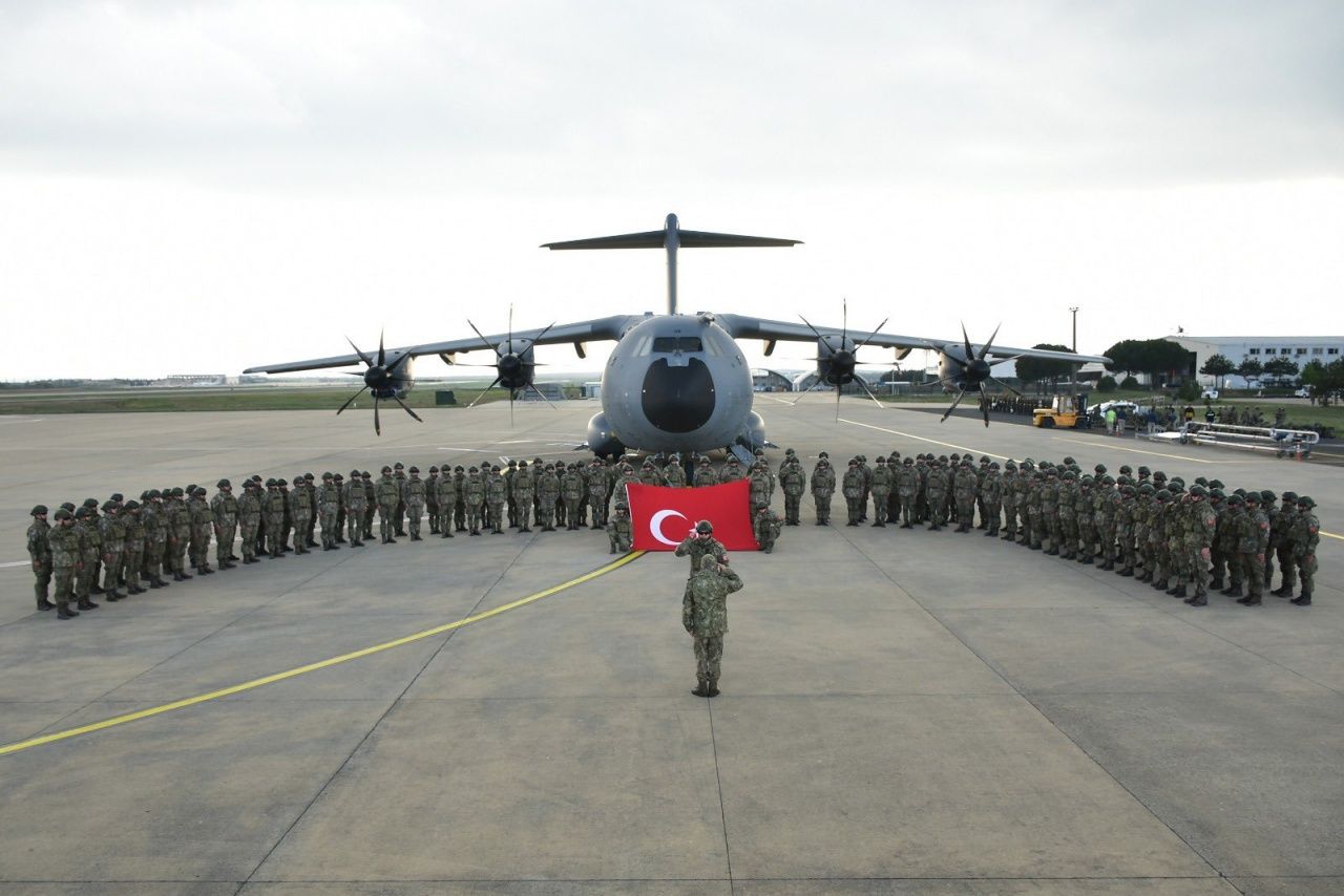 Kosova görevini başarıyla tamamlayan Türk komandoları yurda döndü 3