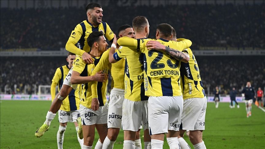 Fenerbahçeli İsim Ayrılmak İstiyor! İşte Yönetimin İstediği Bonservis Bedeli 2