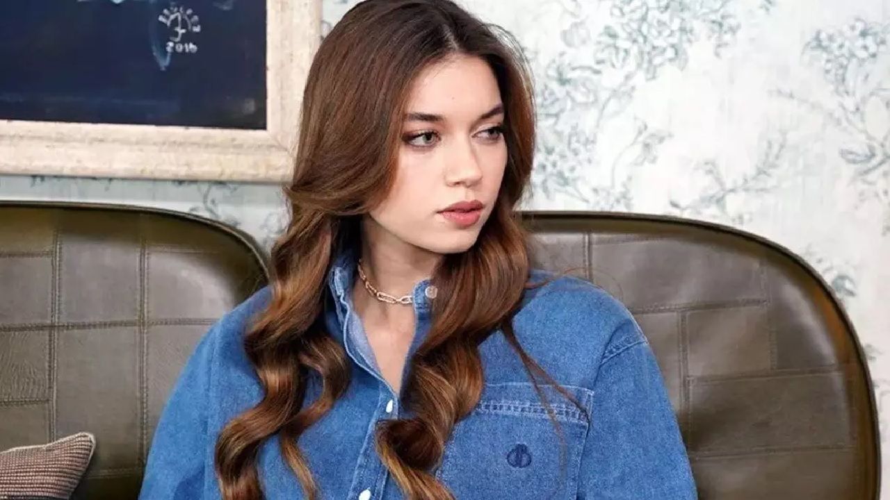 Afra Saraçoğlu rekor ücretle reklam yıldızı oldu! Kazancını bakın nasıl değerlendirecek... 2