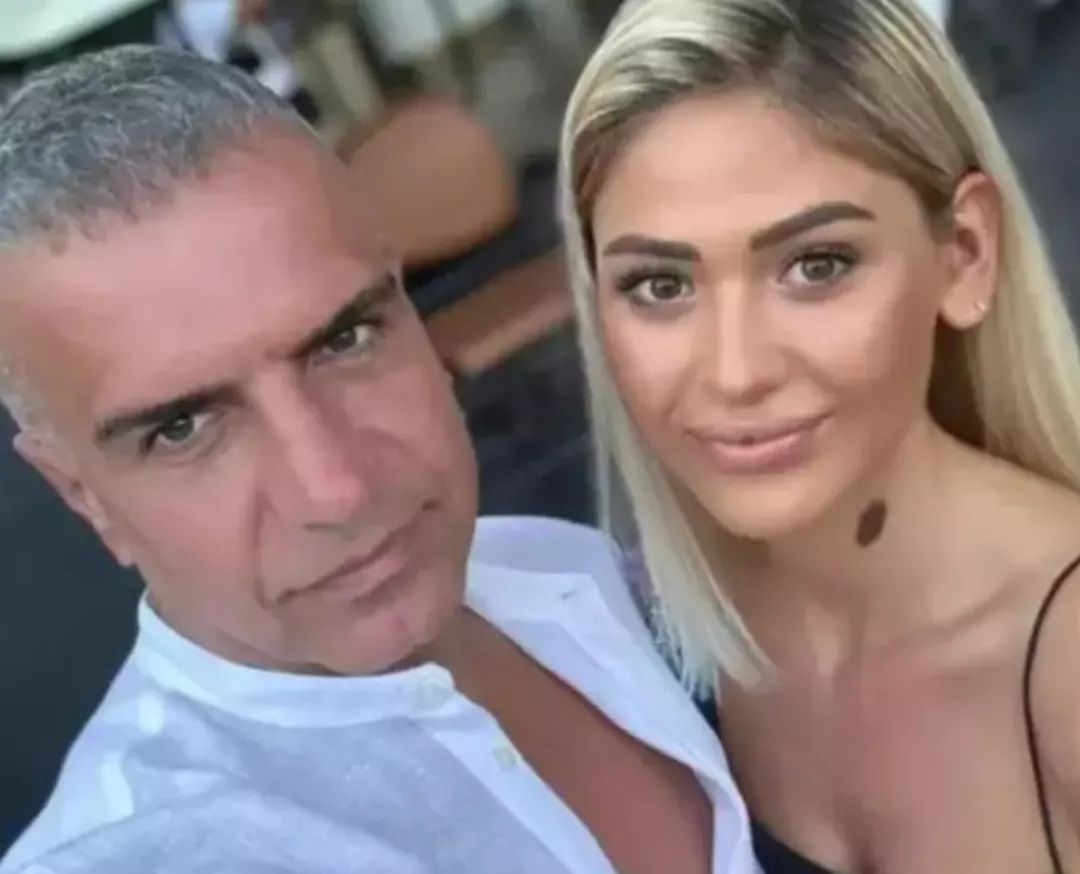 Berdan Mardini'den sürpriz nikah! 15 yaş küçük sevgilisiyle evlendi 1