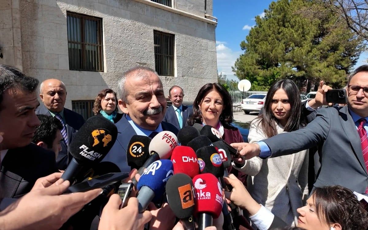 Tarihi Erdoğan- DEM Parti görüşmesinin perde arkası! PKK ne zaman silah bırakacak? İşte işaret edilen tarih... 4