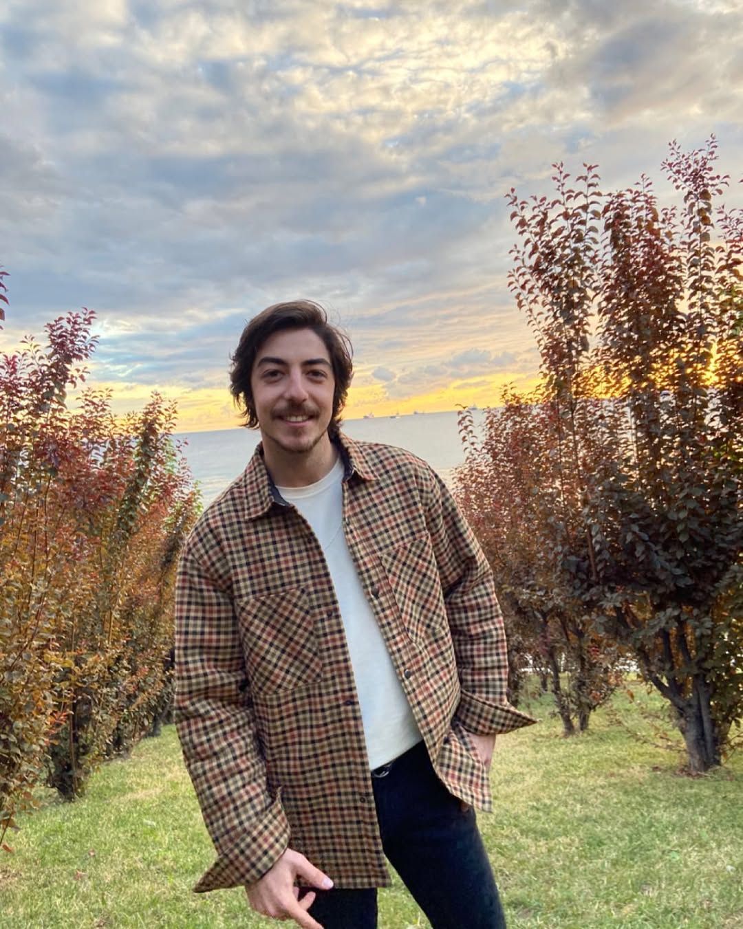 Aybüke Pusat'a destek verdikleri için TRT dizilerinden çıkarılan Furkan Andıç ve Başak Gümülcinelioğlu'nun yerine bakın kimler getirildi 2