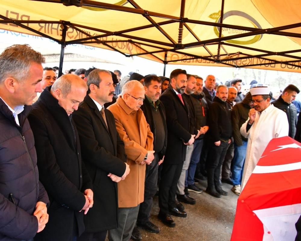 Ordu'da çöp ayrıştırma tesisinde makineye sıkışıp ölmüştü... Soner Altun son yolculuğuna uğurlandı 2