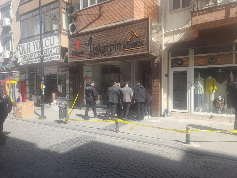 Çanakkale’de şüpheli kutu paniği: Patlatıldı, içinden kâğıtlar saçıldı! 6