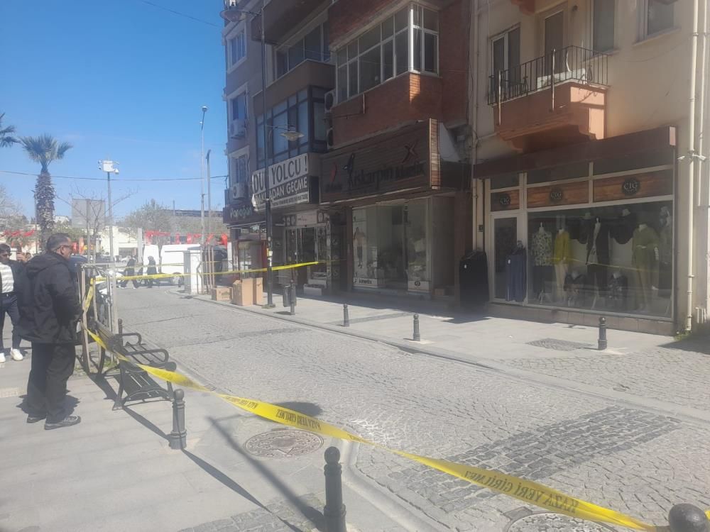 Çanakkale’de şüpheli kutu paniği: Patlatıldı, içinden kâğıtlar saçıldı! 5
