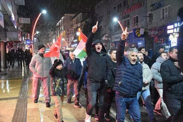 Gazze için Tekbir Cuması'na yurdun dört bir yanından büyük destek! 4