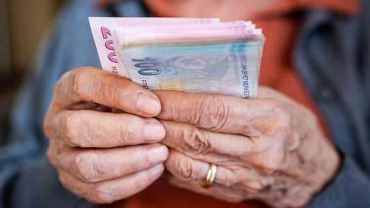 İşte tahmini yüzde oranı! Milyonlarca emekli için Temmuz zammı ipuçları ortaya çıktı! 9