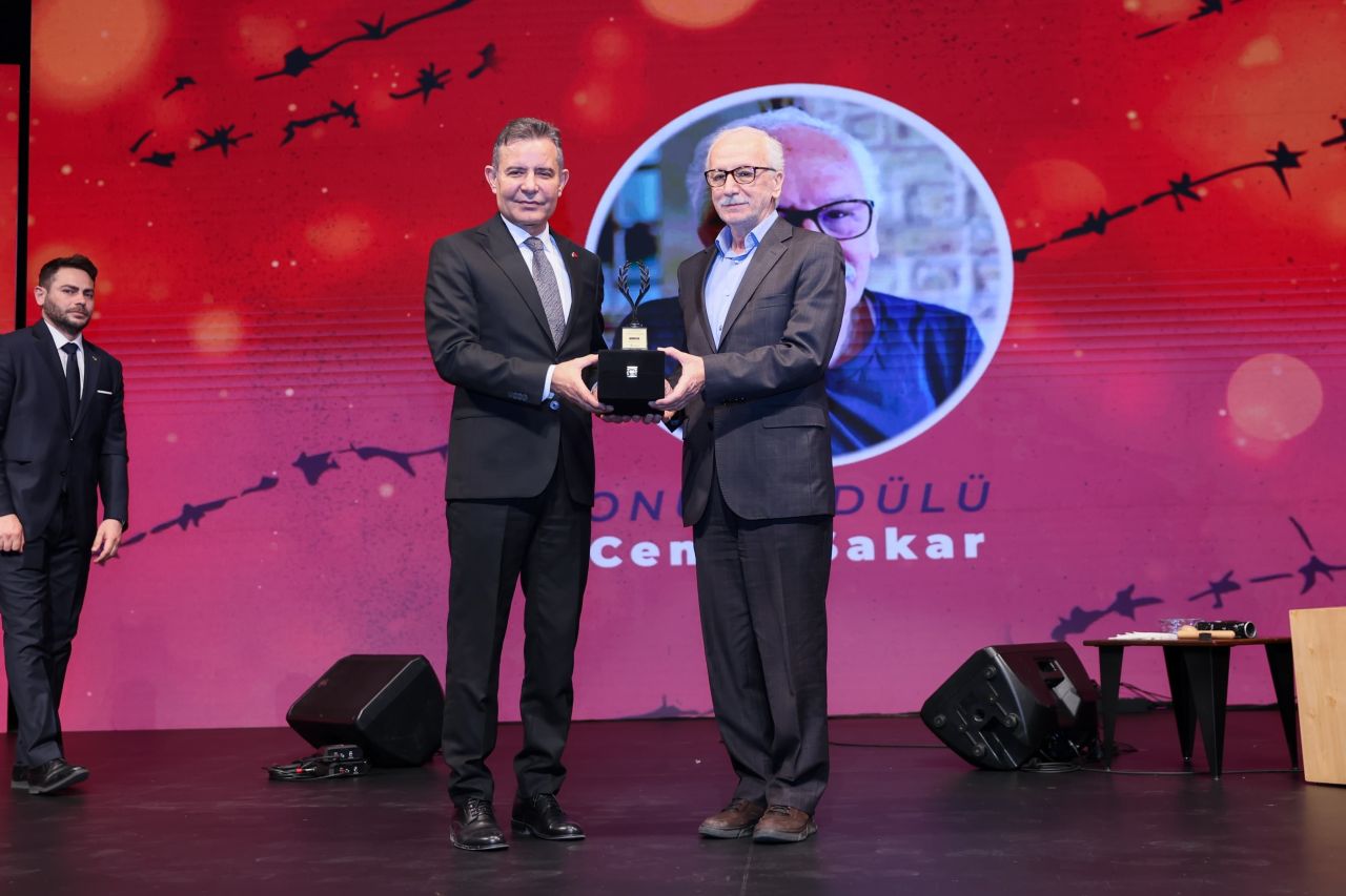 5. Esenler Öykü Günleri’nde “Direniş ve Gazze” rüzgârı! Onur ödülleri sahiplerini buldu 1
