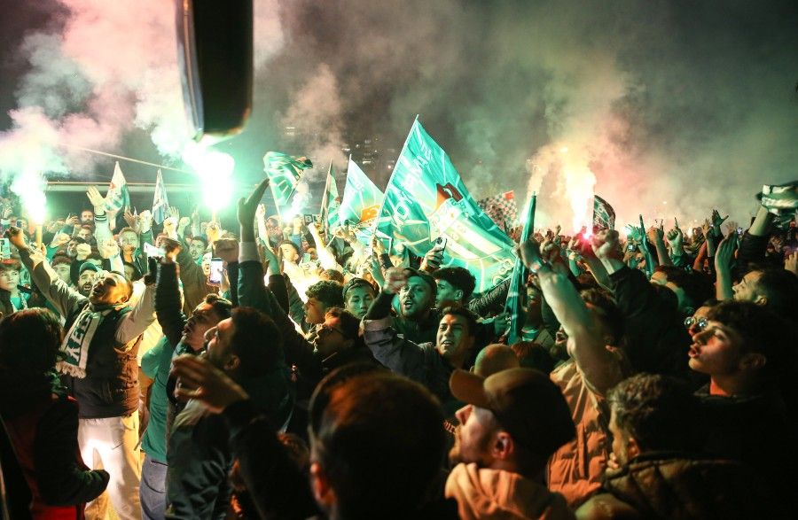 Bursa şehri şampiyonluk için ayakta: Kutlamalar sabaha kadar! 5