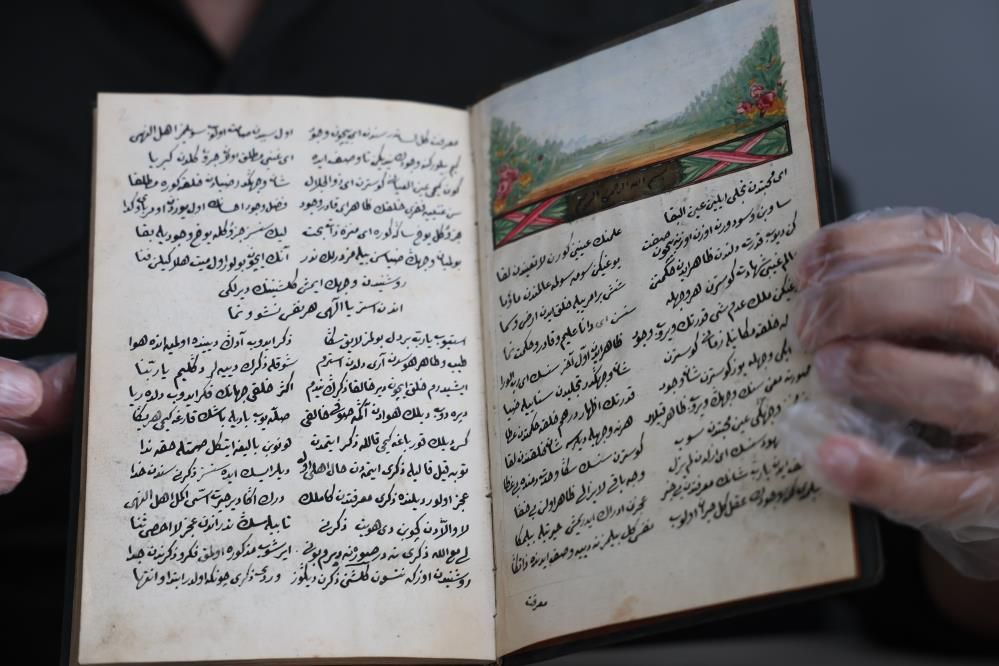 30 bin liraya aldı, şimdi paha biçilemiyor! Gülşeni’nin kayıp şiirleri gün yüzüne çıktı: 104 yeni eser keşfedildi! 2