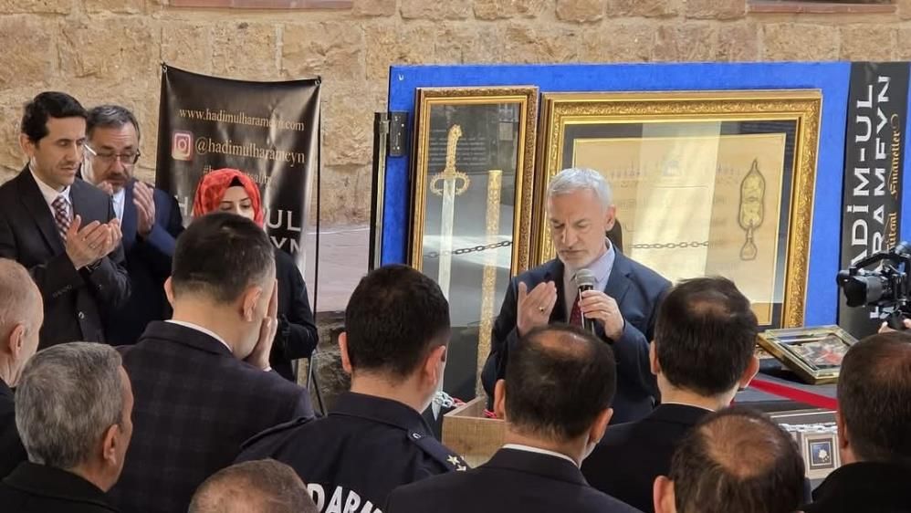 Beypazarı’nda Hadimü’l Haremeyn sergisi: Kutsal emanetler Suluhan Kervan Sarayı’nda ziyarete açıldı 4
