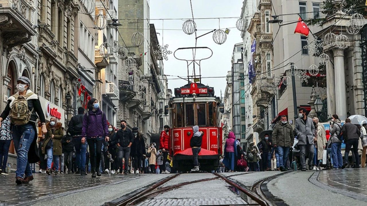 İstanbul'un en lüks caddeleri belli oldu! Metrekaresi 250 dolar 5