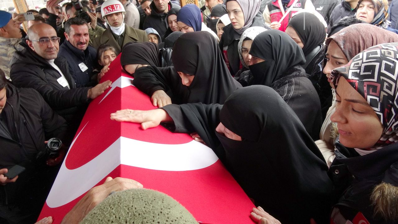 Erzurumlu Şehit Tokyürek'in naaşı 3 yıl sonra bulundu, vasiyeti yerine getirildi 1