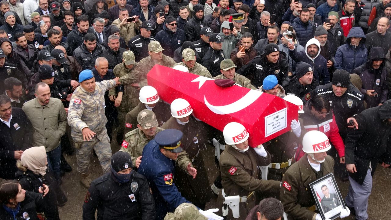 Erzurumlu Şehit Tokyürek'in naaşı 3 yıl sonra bulundu, vasiyeti yerine getirildi 3