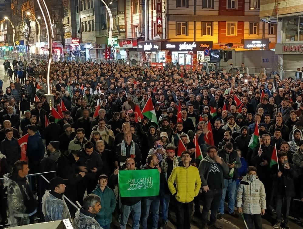 Van’da “Siyonizme Karşı Öfke Yürüyüşü”: Gazze için binler bir araya geldi 7