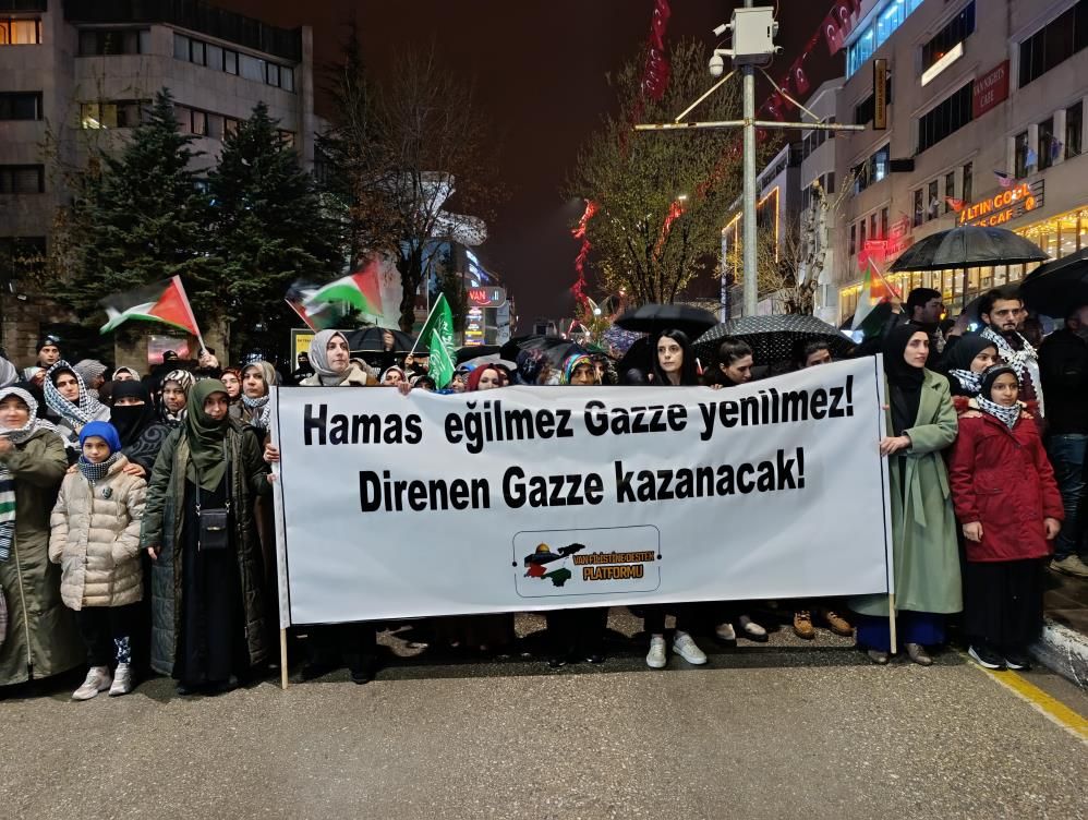 Van’da “Siyonizme Karşı Öfke Yürüyüşü”: Gazze için binler bir araya geldi 5
