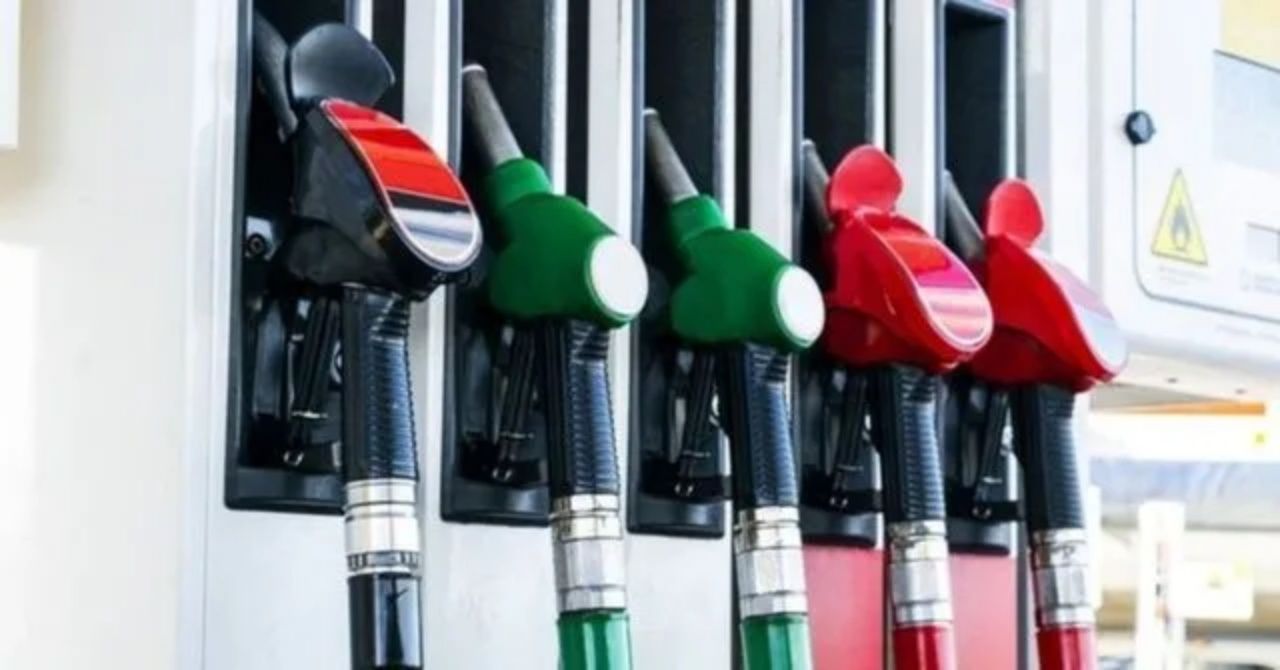 Tabelalar bir kez  daha değişiyor! Akaryakıta dev zam yolda! İşte 15 Nisan 2025 güncel benzin, motorin fiyatları 6