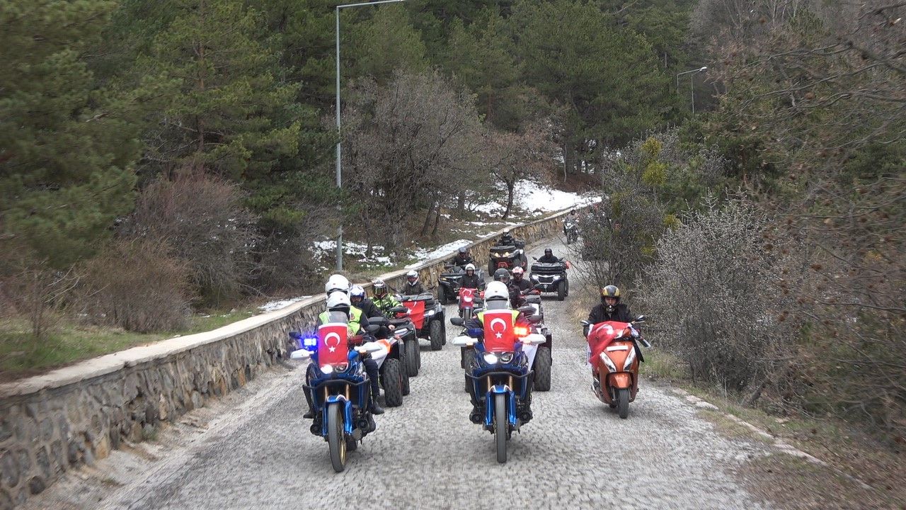 Yozgat’ta turizm haftası coşkusu! Motosiklet tutkunları Çamlık Milli Parkı’nda buluştu 4