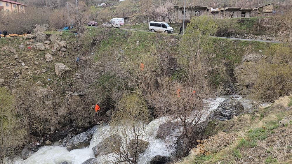 Hakkari’de Feleknaz Keskin için umutlu bekleyiş: 7 gündür kayıp 3