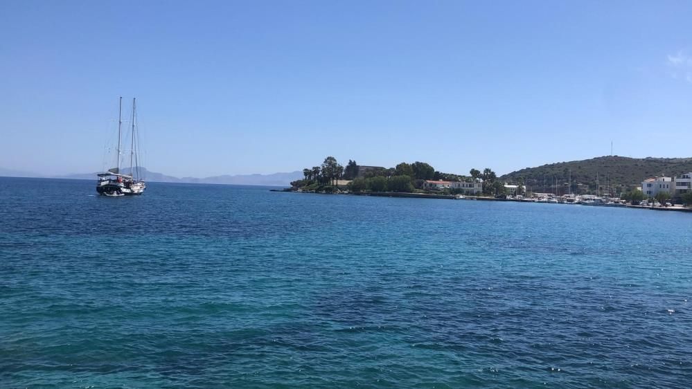 Datça’da yaz esintisi: Sahiller doldu, vatandaşlar denize koştu 4