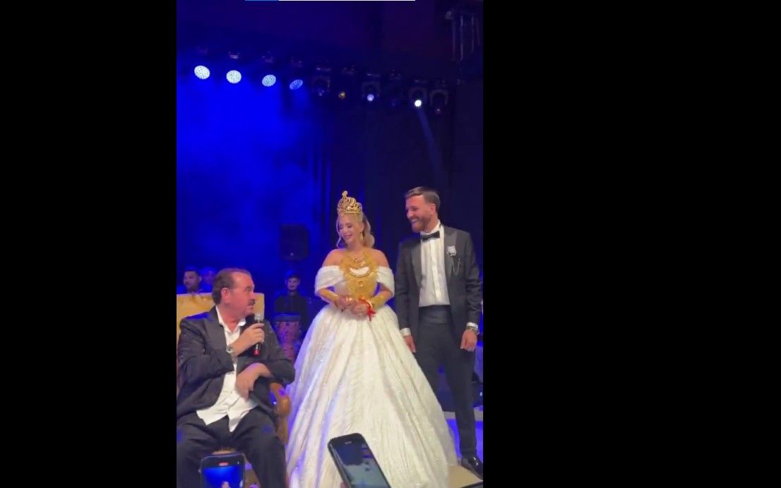 Aleyna Dalveren’in görkemli aşiret düğünü: İbrahim Tatlıses'in katıldığı düğünde milyon dolarlık altınlar takıldı 3